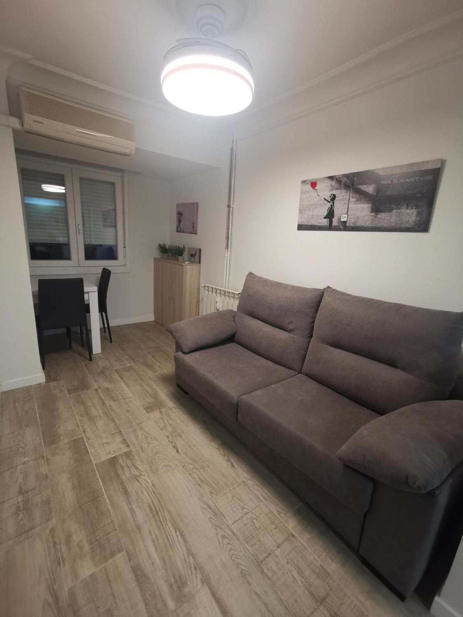 Apartamento El Pilar 5 Zaragoza Bagian luar foto